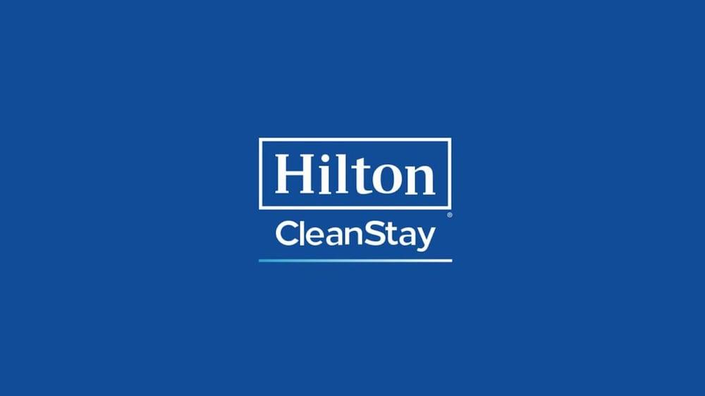 Hilton Garden East Hotel 3*